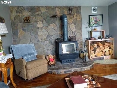 436 NE Front St, Prairie City, OR 97869 - photo 5