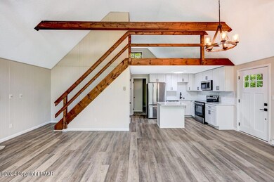 226 Mountain Lake Dr, Dingmans Ferry, PA 18328 - photo 6