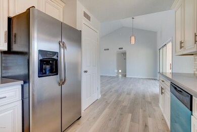 1335 E Todd Dr-15