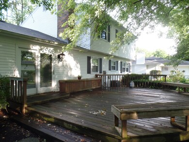 1545 Swallow St, Naperville, IL 60565 - photo 4