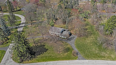 6760 Orinoco Cir, Bloomfield Hills, MI 48301 - photo 3