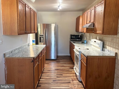 1201 Abel Ave, Capitol Heights, MD 20743 - photo 5