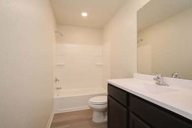 15407 Meadow Brook Pass Dr, Humble, TX 77396 - photo 5