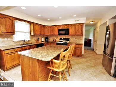 6 Patricia Way, Kendall Park, NJ 08824 - photo 5