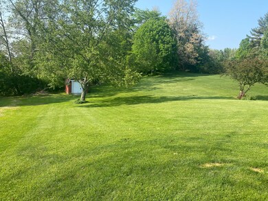 1034 Locust Ave, Batesville, IN 47006 - photo 3