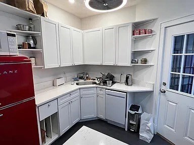 17 Grovenor Rd unit 3, Jamaica Plain, MA 02130 - photo 5