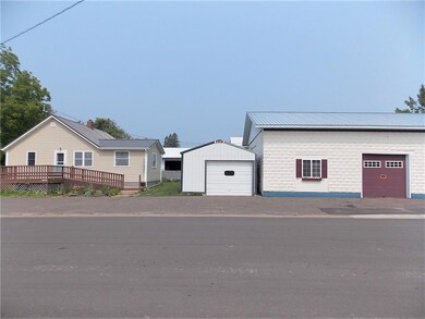 W14430 Railway Ave, Weyerhaeuser, WI 54895 - photo 3