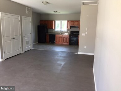 132-134 William St unit D, Hightstown, NJ 08520 - photo 3