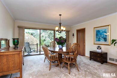 4219 Rodeo Rd, Davenport, IA 52806 - photo 5