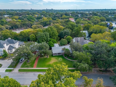 2415 Rogers Ave, Fort Worth, TX 76109 - photo 5