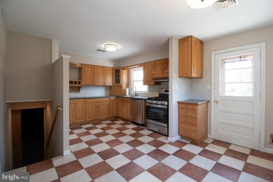 37 Whitehall Cir, Wilmington, DE 19808 - photo 6