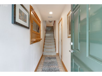 14702 NE Couch St, Portland, OR 97230 - photo 2