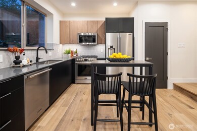 9047 Dibble Ave NW unit C, Seattle, WA 98117 - photo 7