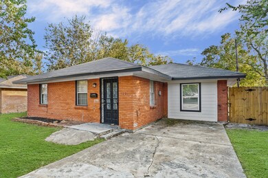 3034 Akard St, Houston, TX 77051 - photo 6