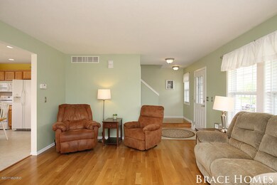 1536 Lillyview Ct SW, Wyoming, MI 49509 - photo 3