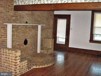 827 Mulberry Ave, Hagerstown, MD 21742 - photo 3