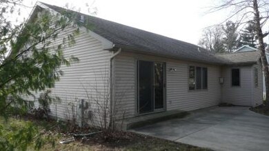 815 Ridge View Ln, Oregon, WI 53575 - photo 2