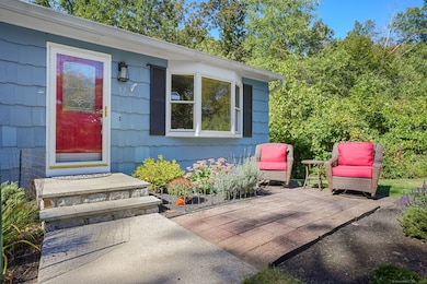 37 Dick Finn Rd, New Fairfield, CT 06812 - photo 3