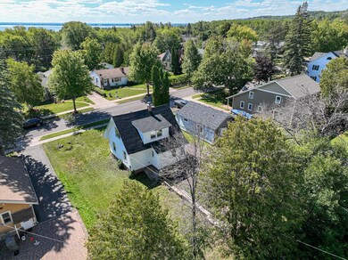 4817 Tioga St, Duluth, MN 55804 - photo 2