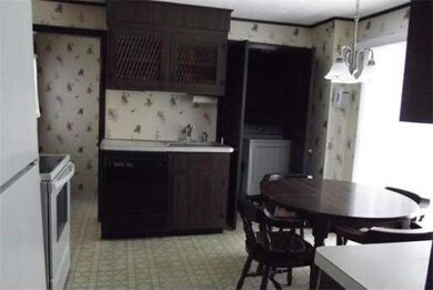 21 Hickory Ave, Medford, MA 02155 - photo 7