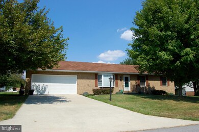 11 Logan Ct, Inwood, WV 25428 - photo 2