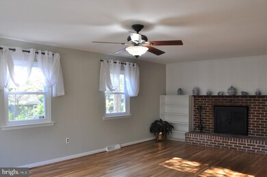 100 Maple Dr, Annapolis, MD 21403 - photo 3