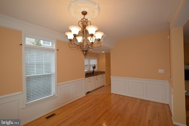 25010 Mineral Springs Cir, Stone Ridge, VA 20105 - photo 5