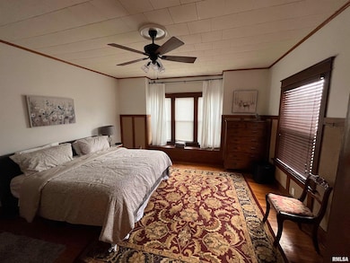 2608 Leclaire St, Davenport, IA 52803 - photo 2