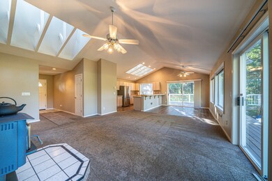 56462 Eclipse Dr, Bend, OR 97707 - photo 5