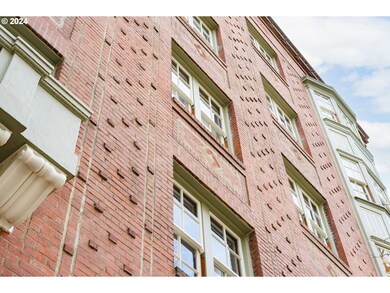 410 NW 18th Ave unit 502, Portland, OR 97209 - photo 4