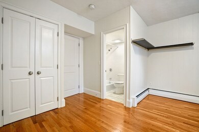 14 Gloucester St unit G, Boston, MA 02115 - photo 5