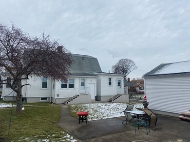 38 Clark St, Holyoke, MA 01040 - photo 4