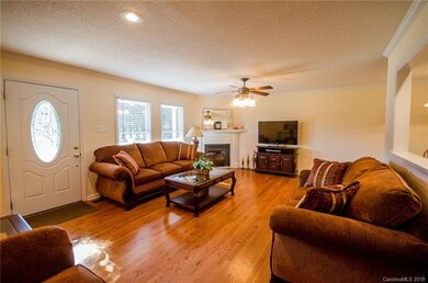 151 Morrison Creek Rd unit 143, Statesville, NC 28625 - photo 5