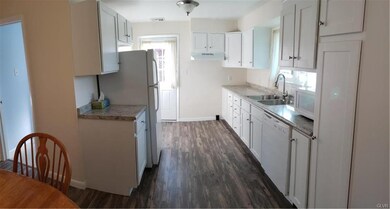 1704 Greenleaf St, Allentown, PA 18104 - photo 4