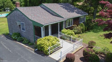 271 Alden Rd, Fairhaven, MA 02719 - photo 4