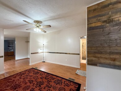 1071 Patton Farm Rd, Stuarts Draft, VA 24477 - photo 4