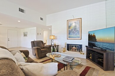010_Livingroom
