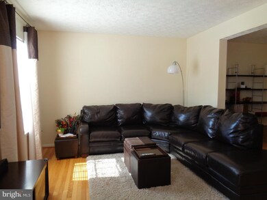 8120 Township Dr, Owings Mills, MD 21117 - photo 4