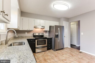 10715 N Lansdale St, Glenn Dale, MD 20769 - photo 3