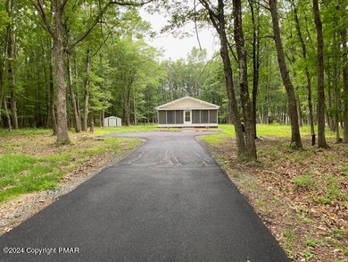 137 Shenkel Rd, Effort, PA 18330 - photo 2