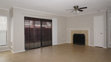 2728 Copper Creek Dr unit 107, Arlington, TX 76006 - photo 3
