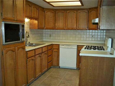 7500 Mojave Dr, El Paso, TX 79915 - photo 5