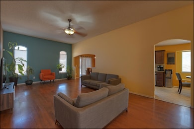 780 Desert Sage Dr, Horizon City, TX 79928 - photo 6