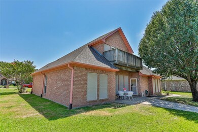 909 Mesquite St, Gainesville, TX 76240 - photo 2