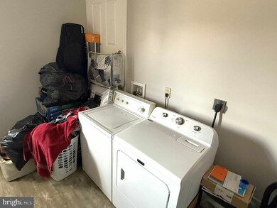 138 W Main Ave, Myerstown, PA 17067 - photo 4