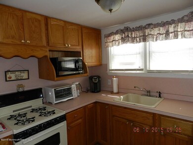 25 8th Ln unit 203, Seaside Park, NJ 08752 - photo 2