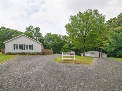 3830 Pineleaf Cir, Midland, NC 28107 - photo 7