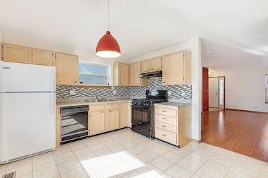 1431 E 72nd St, Chicago, IL 60619 - photo 7