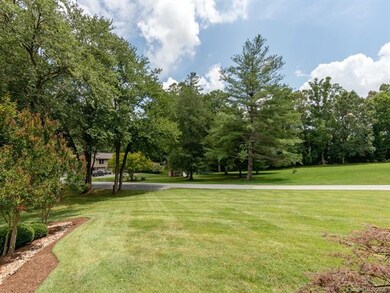 107 Tanager Ln, Hendersonville, NC 28792 - photo 4