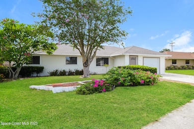 016-photo-front-view-13049255